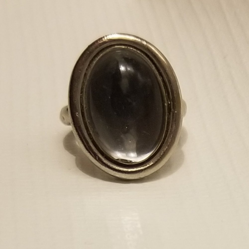 vintage silvertone ring with eerily beautiful gray stone - Picture 4 of 12